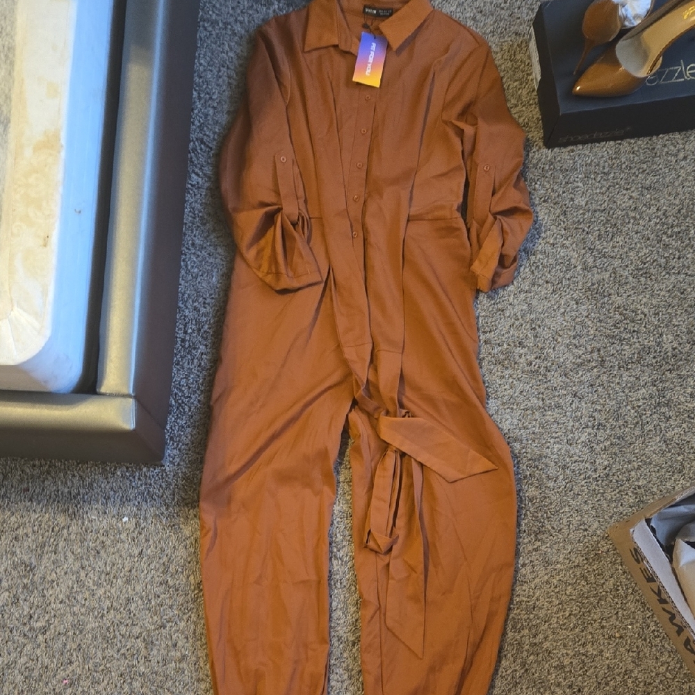 SHEIN Terracotta Button-Up Jumpsuit